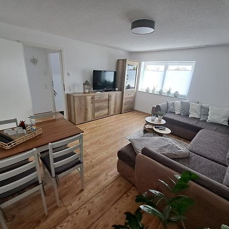Wunderschoenes 2 Zimmer Apartment Inkl. Parkplatz 아스바흐 외부 사진