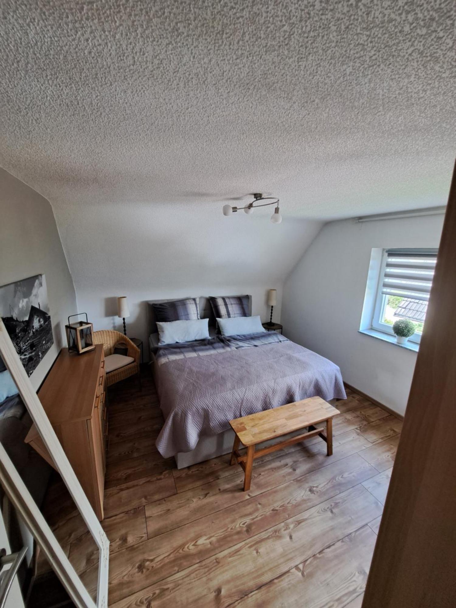 Wunderschoenes 2 Zimmer Apartment Inkl. Parkplatz 아스바흐 외부 사진
