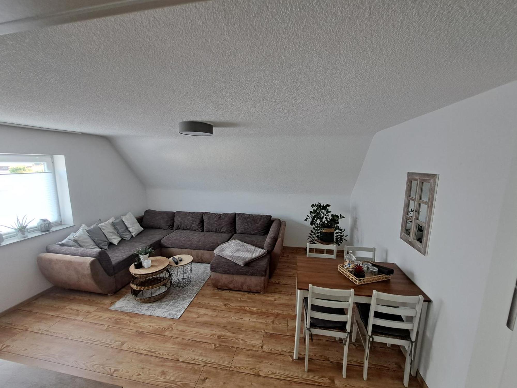 Wunderschoenes 2 Zimmer Apartment Inkl. Parkplatz 아스바흐 외부 사진