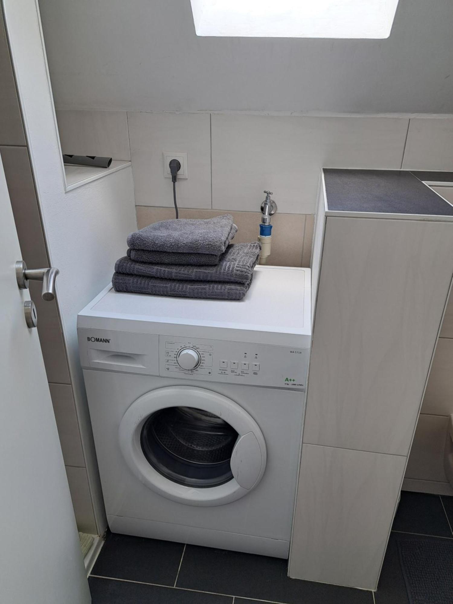 Wunderschoenes 2 Zimmer Apartment Inkl. Parkplatz 아스바흐 외부 사진