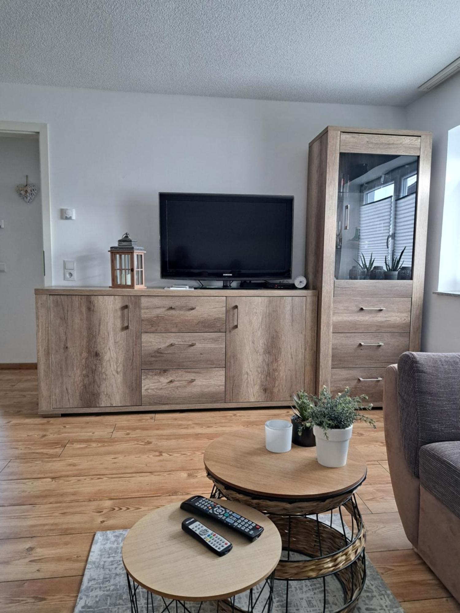 Wunderschoenes 2 Zimmer Apartment Inkl. Parkplatz 아스바흐 외부 사진