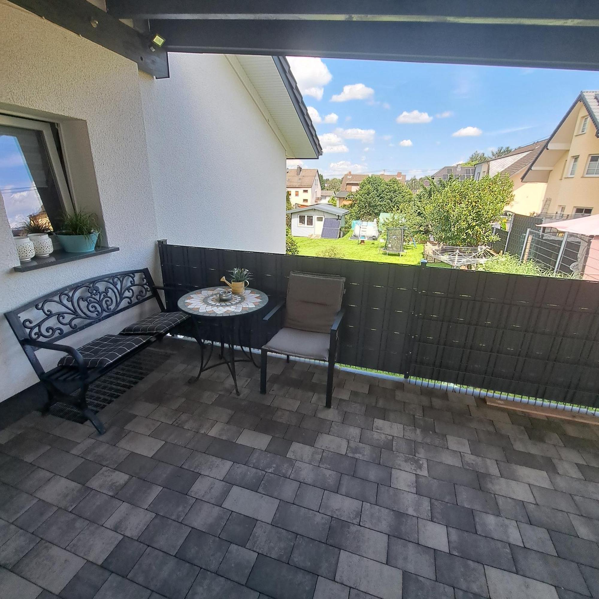 Wunderschoenes 2 Zimmer Apartment Inkl. Parkplatz 아스바흐 외부 사진