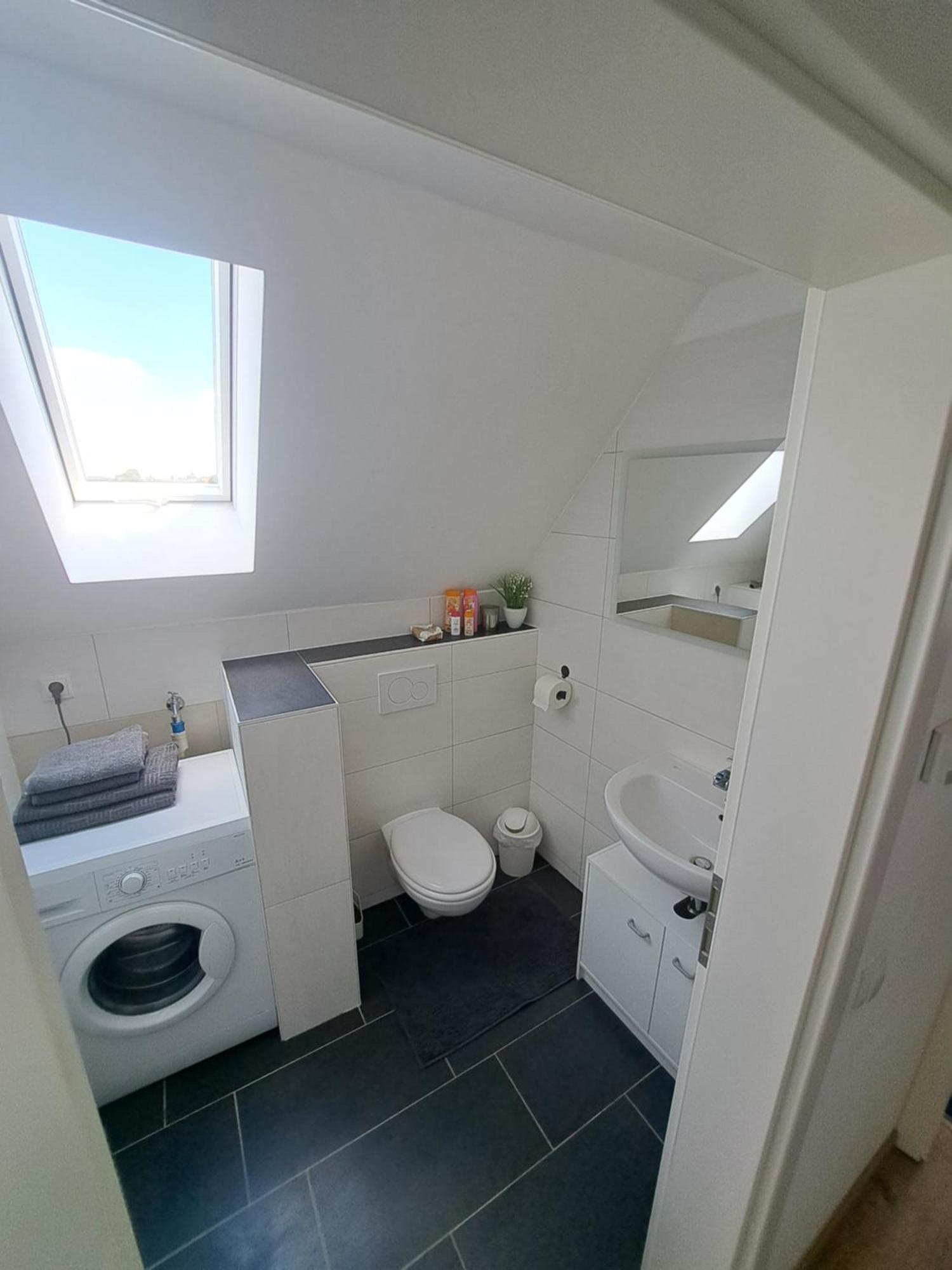 Wunderschoenes 2 Zimmer Apartment Inkl. Parkplatz 아스바흐 외부 사진